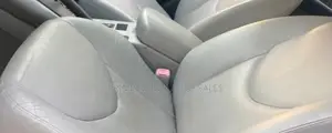 Toyota RAV4 Limited 2008 White