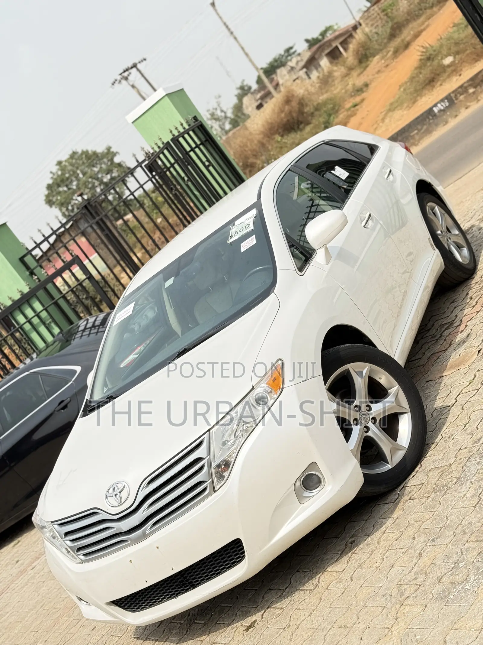 Toyota Venza V6 AWD 2010 White