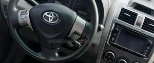 Toyota Corolla LE Special Edition 4dr Sedan (1.8L 4cyl 4A) 2013 Black