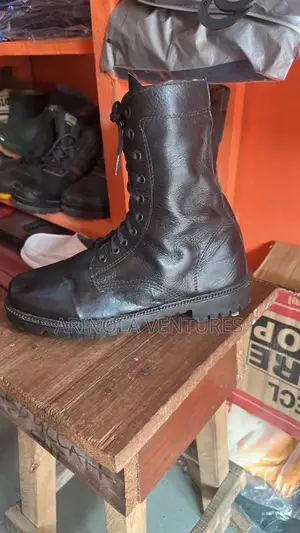 R Cow Leather Security Boot