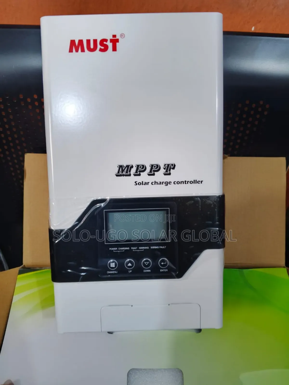 100ah MPPT Must Charge Controller