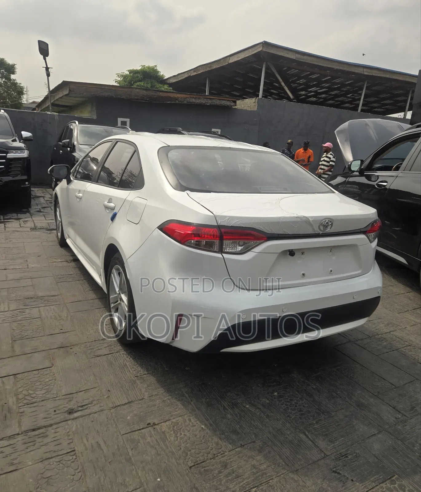Toyota Corolla L 2022 White