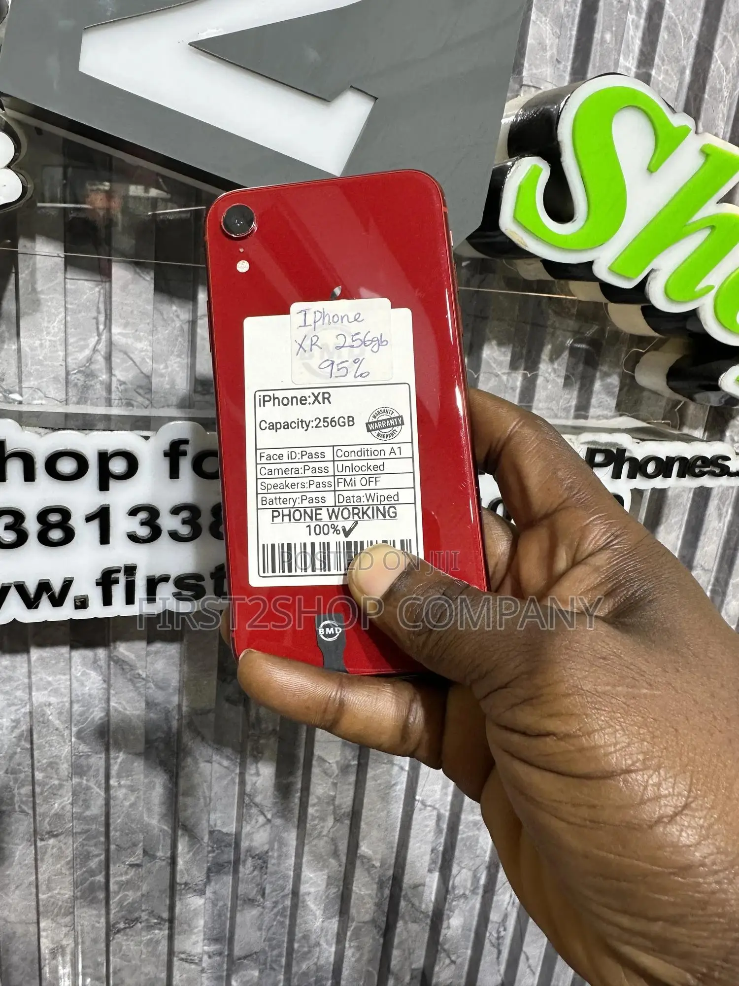 Apple iPhone XR 256 GB Red