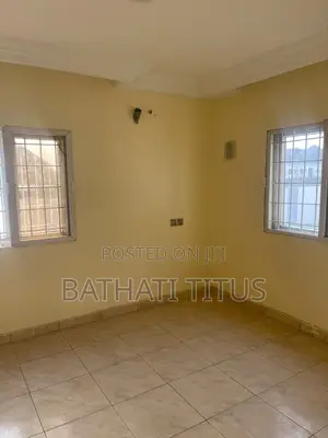 3bdrm Block of Flats in Mbora for rent
