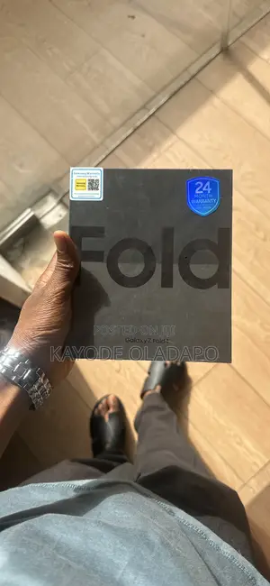 New Samsung Galaxy Z Fold4 512 GB Black
