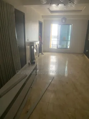 2bdrm Apartment in Lekki Phase 2 for rent