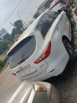Infiniti JX 35 2013 White