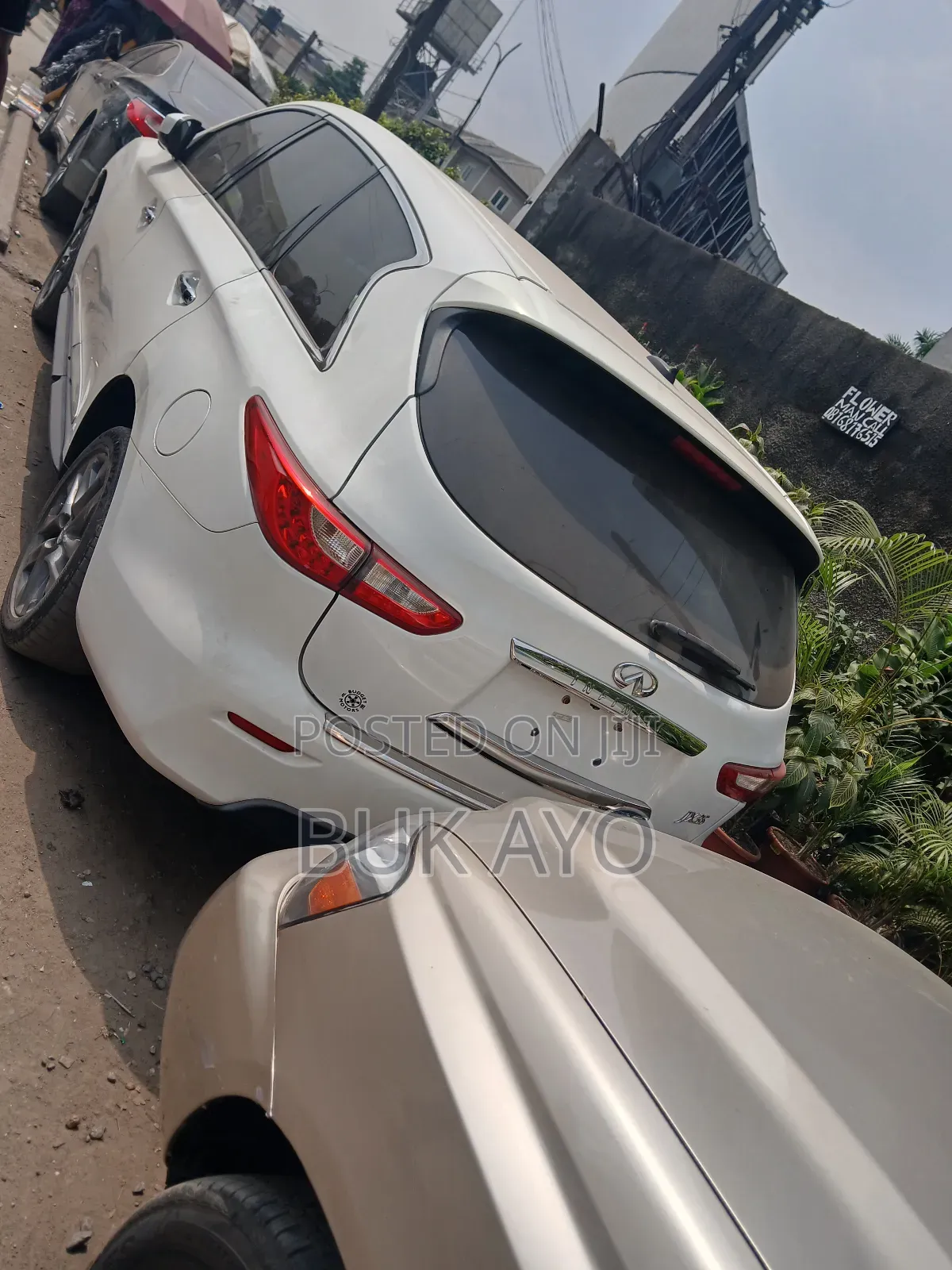 Infiniti JX 35 2013 White