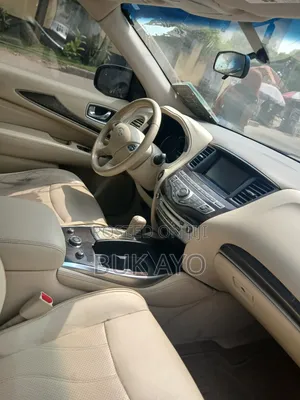 Infiniti JX 35 2013 White