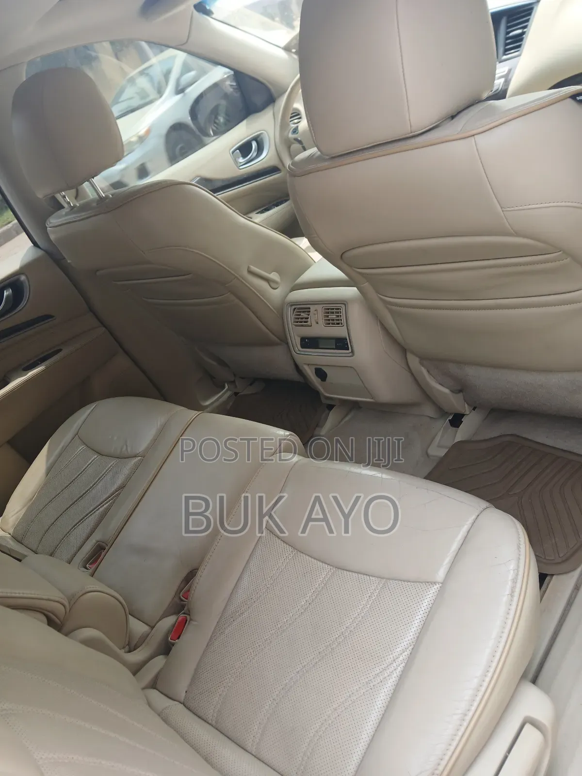 Infiniti JX 35 2013 White