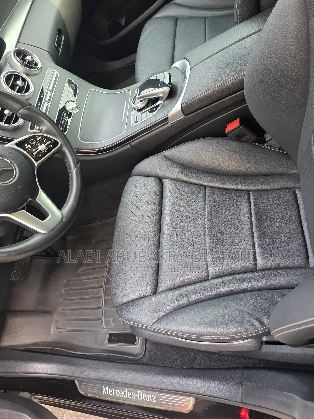 Mercedes-Benz C300 2023 Black