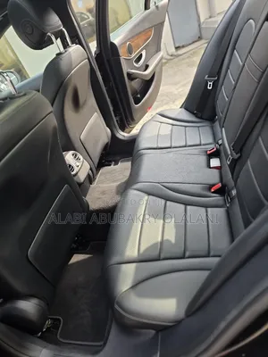 Mercedes-Benz C300 2018 Black