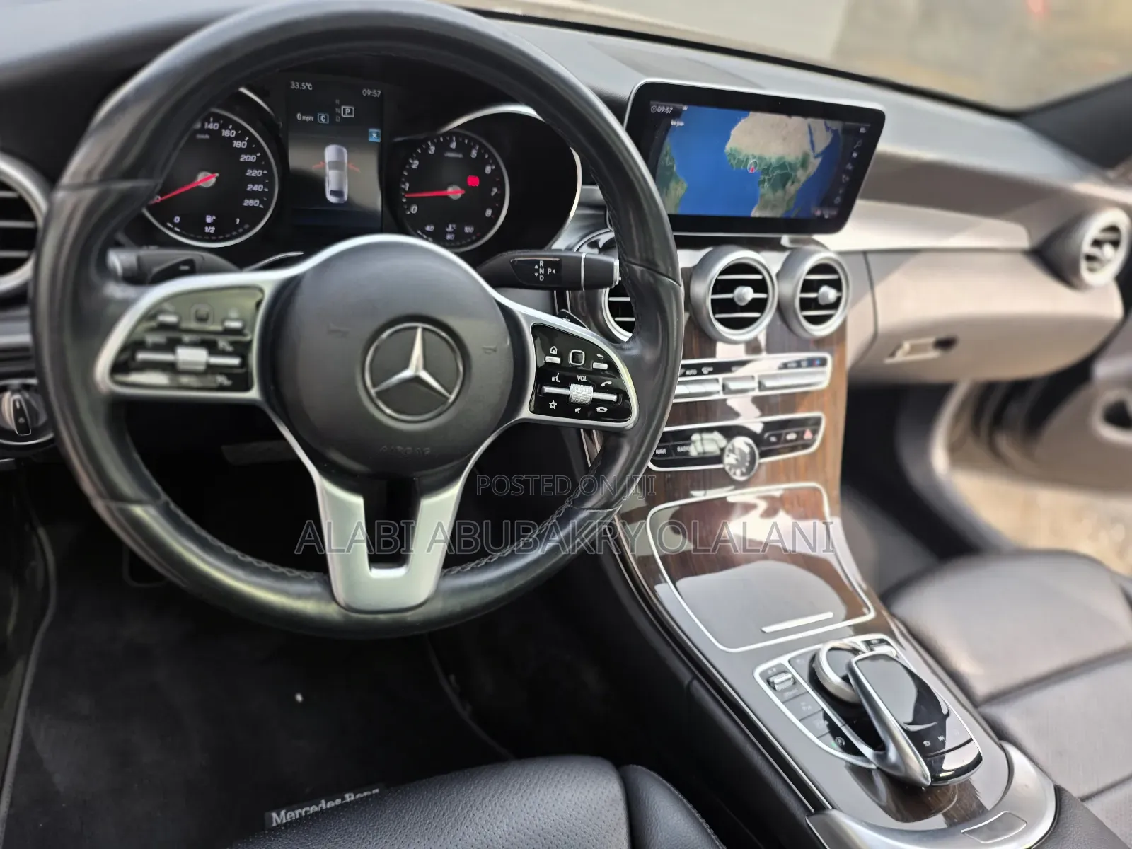 Mercedes-Benz C300 2018 Black