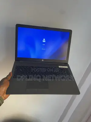 Laptop HP 15 8GB AMD Ryzen 5 SSD 256GB