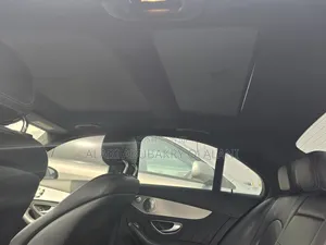 Mercedes-Benz C300 2019 Silver