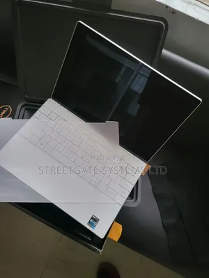 New Laptop Dell XPS 13 9320 16GB Intel Core i7 SSD 512GB