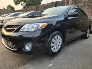 Toyota Corolla LE Special Edition 4dr Sedan (1.8L 4cyl 4A) 2013 Black