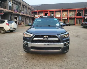Toyota 4-Runner Limited 4dr SUV (4.0L 6cyl 5A) 2014 Gray