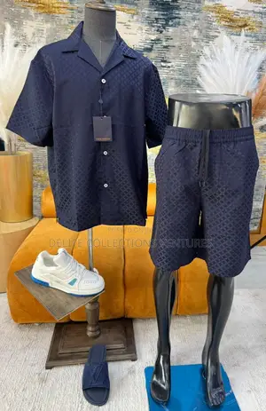*Original Louis Vuitton Silk Set Available in Store  M —— XXL