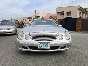 Mercedes-Benz E350 Base 4dr Sedan RWD (3.5L 6cyl 7A) 2006 Silver