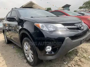Toyota RAV4 Limited 4dr SUV AWD (2.5L 4cyl 6A) 2015 Black