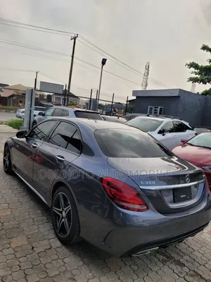 Mercedes-Benz C300 2017 Gray