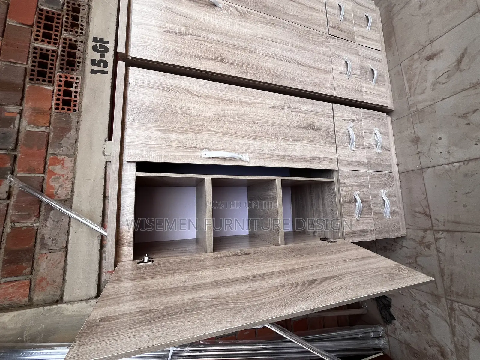 Two Doors Wardrobe With Four Drawers