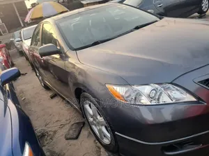 Toyota Camry SE 4dr Sedan (2.4L 4cyl 5A) 2008 Gray