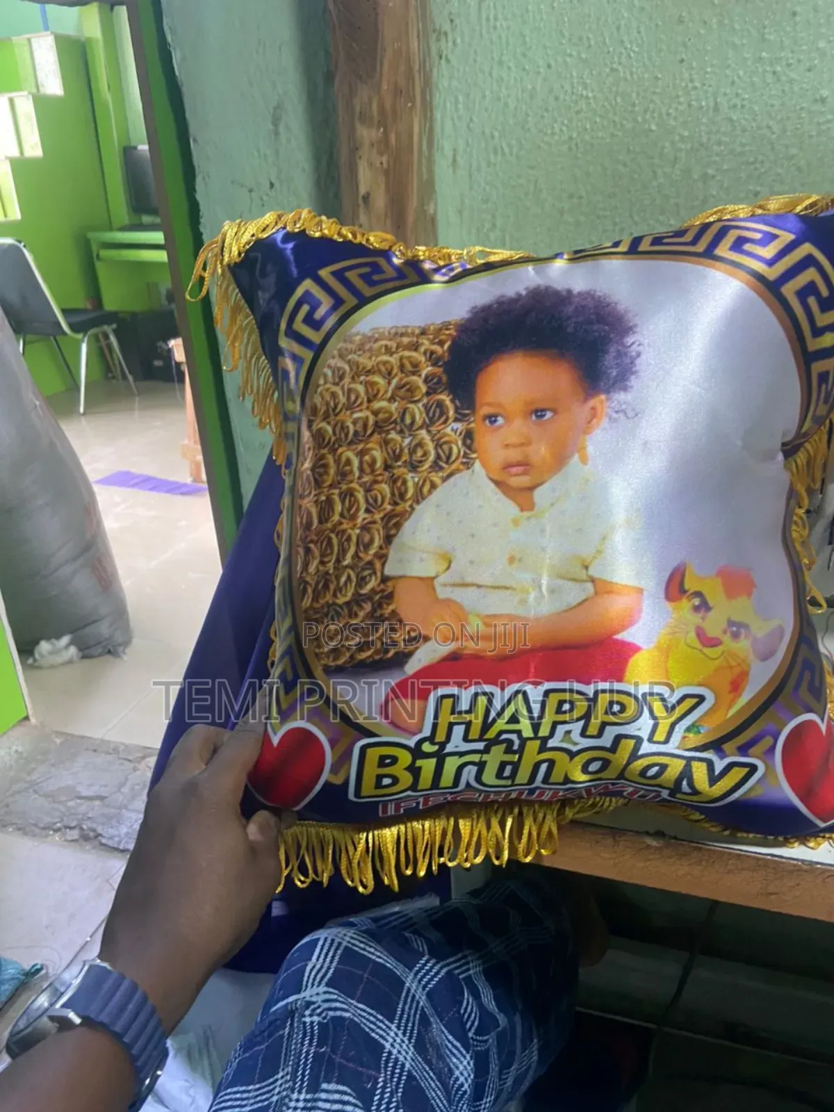Throw Pillows and Murg Customizations