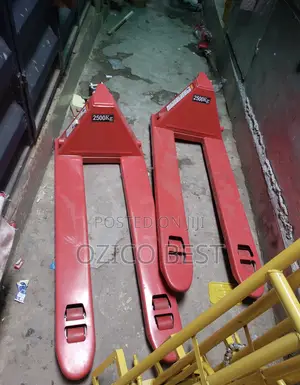 Pallet Truck 2.5 Ton