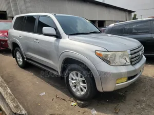 Toyota Land Cruiser 5.7 V8 VX-S 2010 Silver