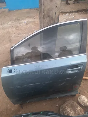 Front Door Lh Toyota Venza