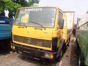Mercedes Benz 814