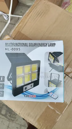 Solar Multifunctional Flood Light With Remote