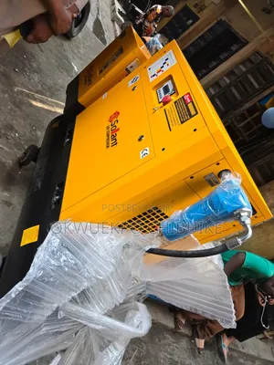 Screw Air Compressor With 500l 10bar
