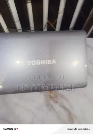 Laptop Toshiba 4GB Intel HDD 320GB
