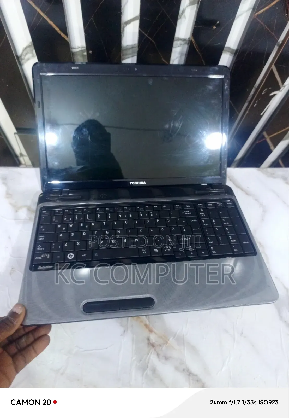 Laptop Toshiba 4GB Intel HDD 320GB