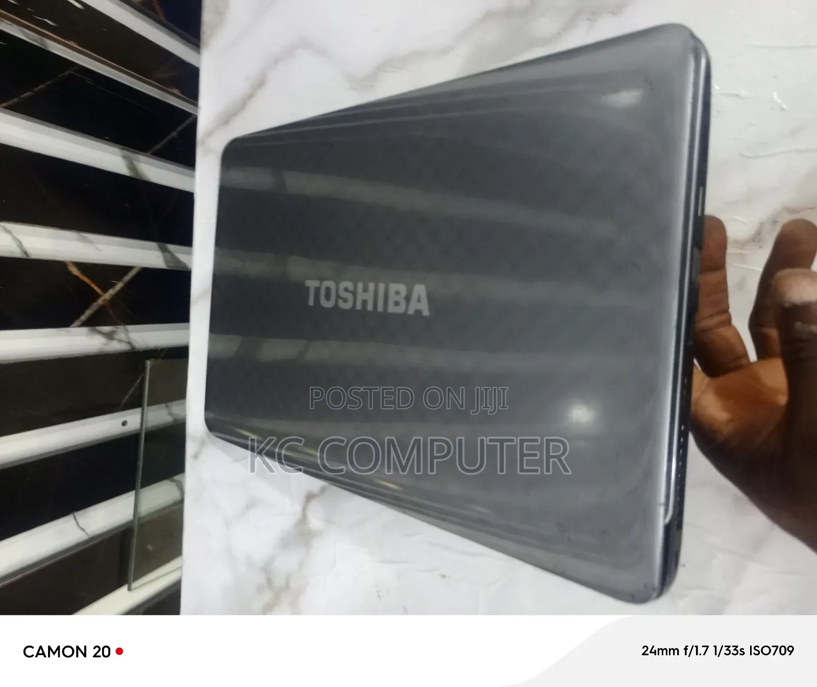 Laptop Toshiba 4GB Intel HDD 320GB