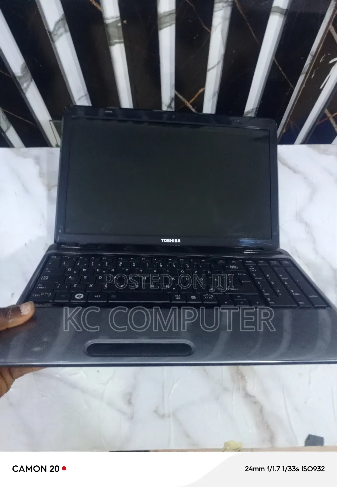 Laptop Toshiba 4GB Intel HDD 320GB