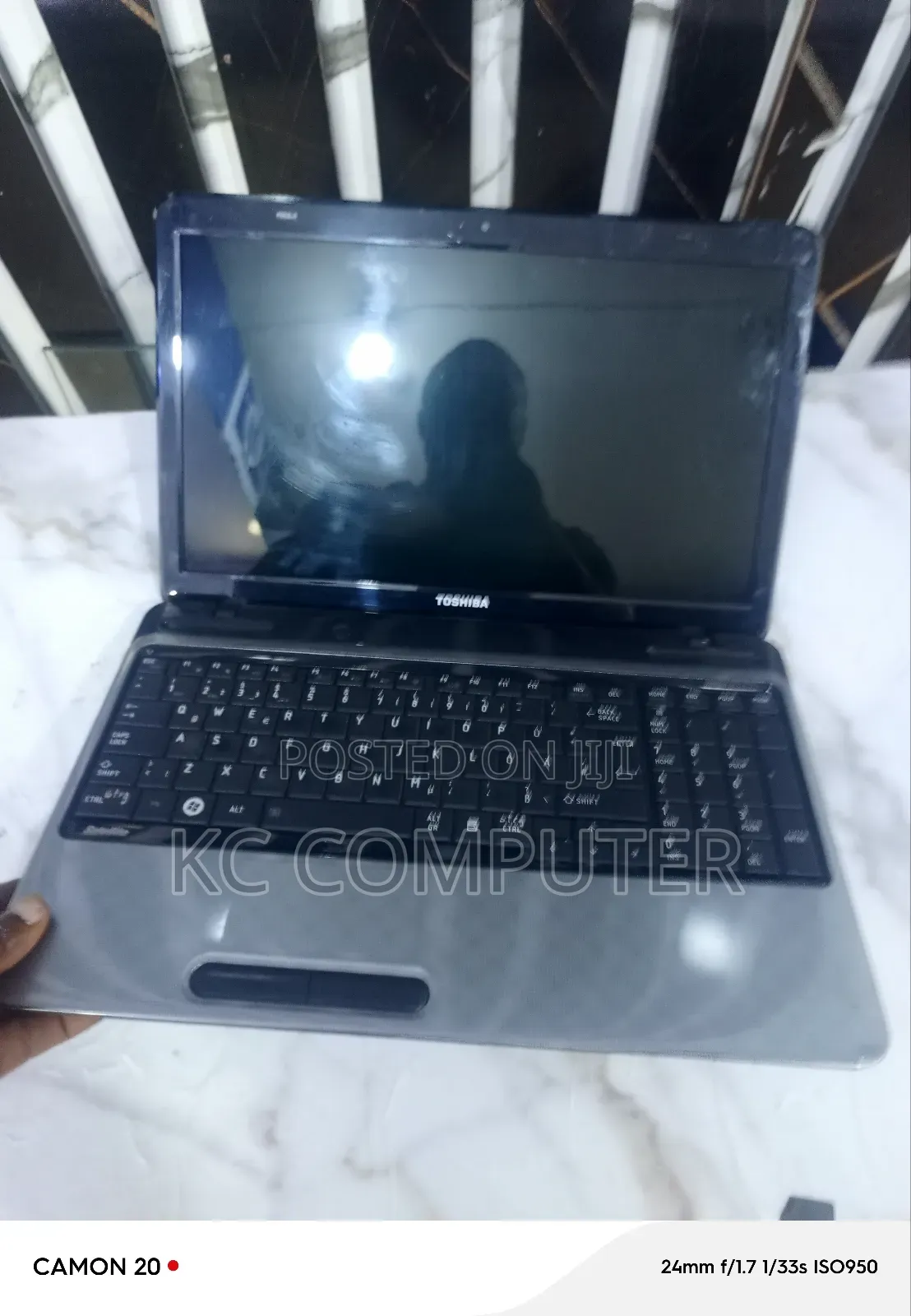 Laptop Toshiba 4GB Intel HDD 320GB