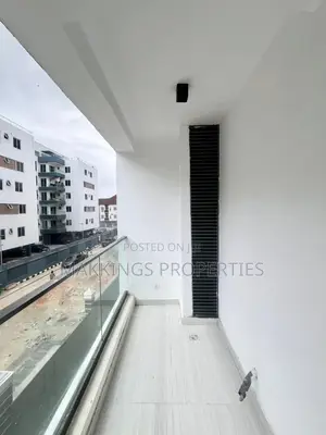 2bdrm Apartment in Lekki Phase 1 for rent