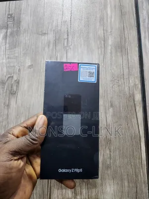 New Samsung Galaxy Z Flip 5 256 GB Black