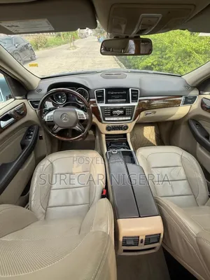 Mercedes-Benz M Class ML350 4MATIC 4dr SUV AWD (3.5L 6cyl 7A) 2014 Gray