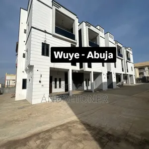 5bdrm Townhouse / Terrace in Wuye for rent