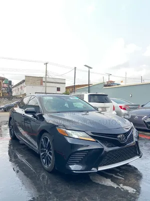 Toyota Camry XSE V6 (3.5L V6 8A) 2019 Black