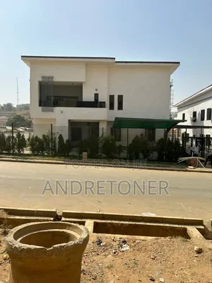 4bdrm Duplex in Asokoro for sale
