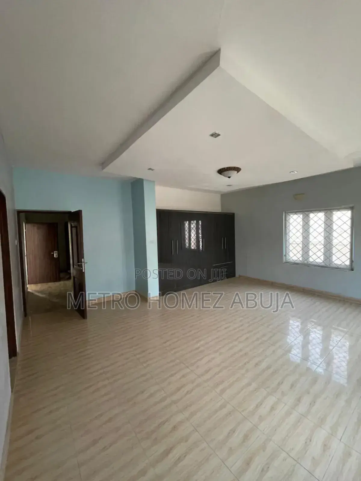4bdrm Duplex in Lugbe District for sale