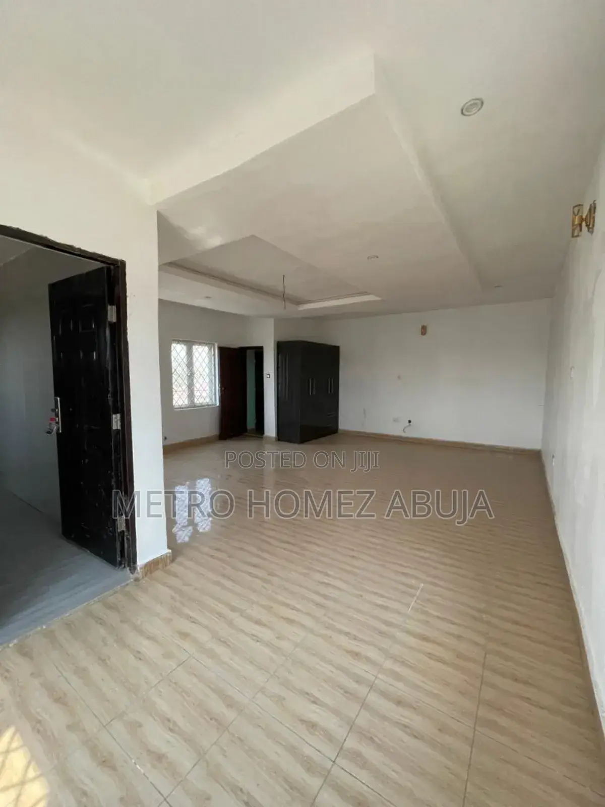 4bdrm Duplex in Lugbe District for sale
