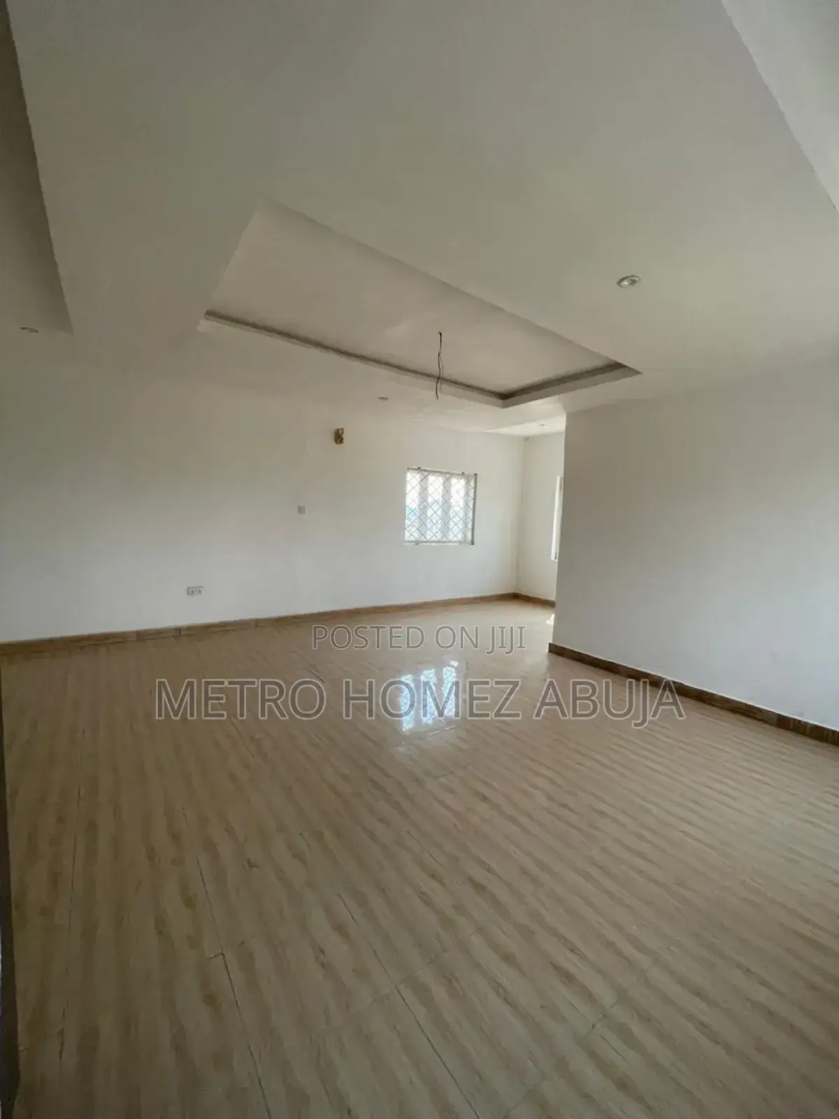 4bdrm Duplex in Lugbe District for sale