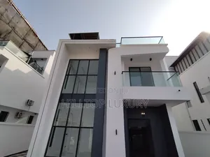 5bdrm Duplex in Lekki Phase 1 for sale
